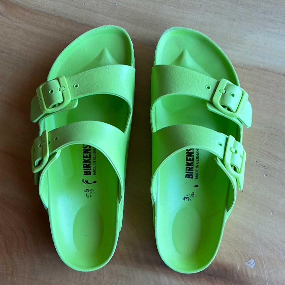 💚Active Lime Green Arizona Birksenstock 💚